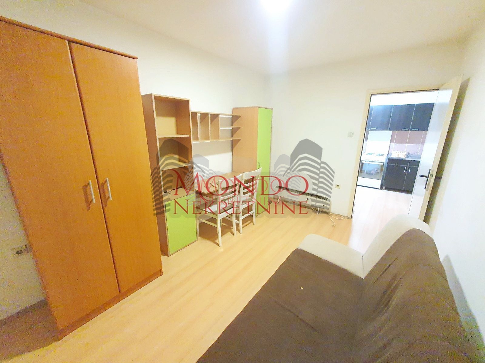 Dvosoban stan kod fakulteta Zaštite na radu