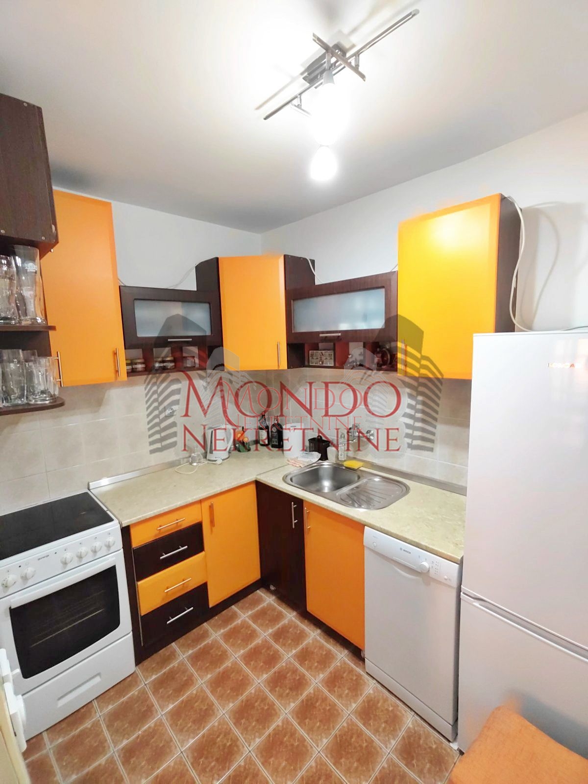 Dvosoban stan na Paliluli