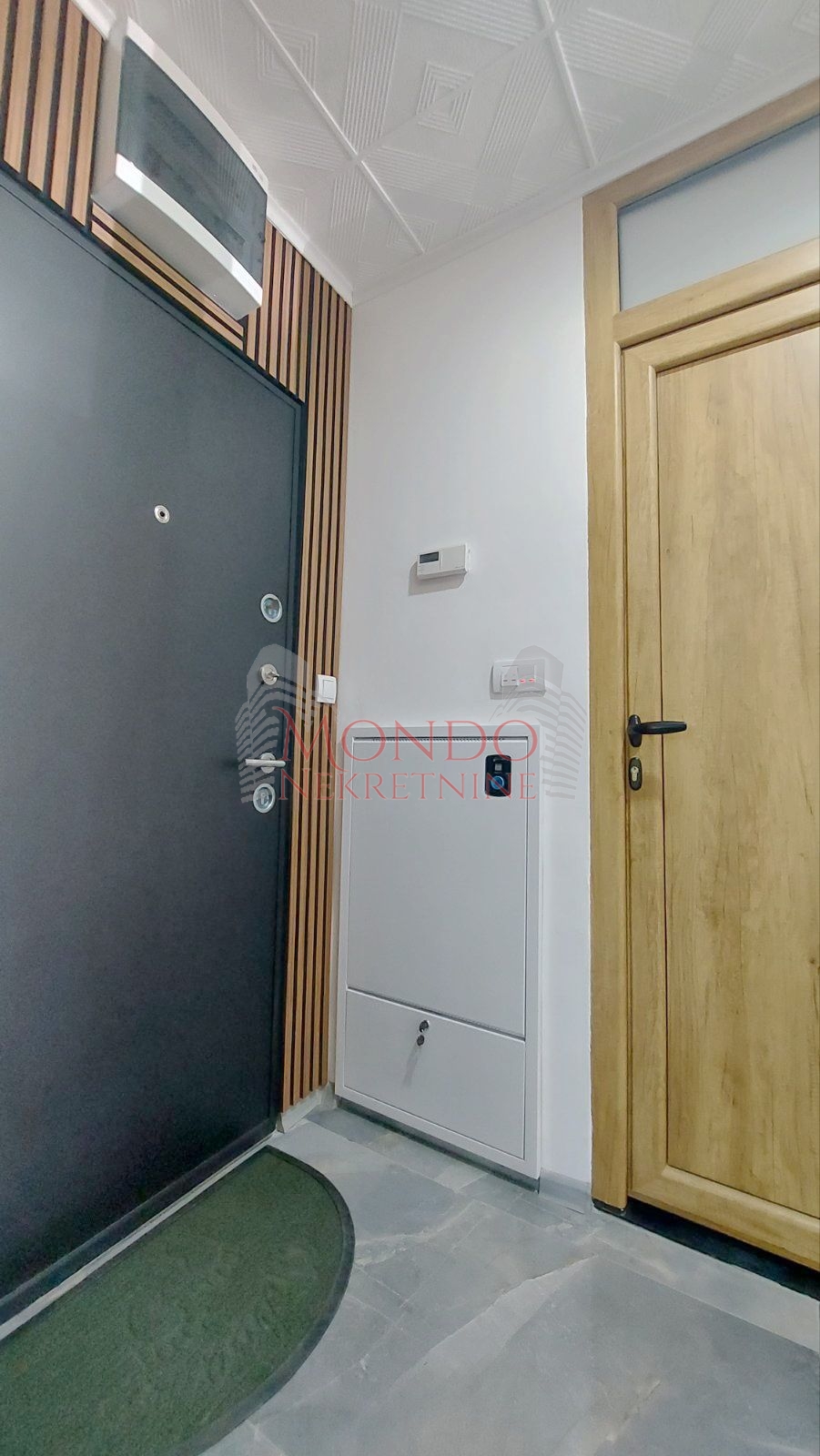 Trosoban stan preko puta os Mika Antic, Knjazevacka