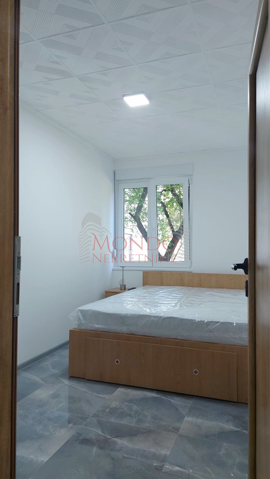 Trosoban stan preko puta os Mika Antic, Knjazevacka