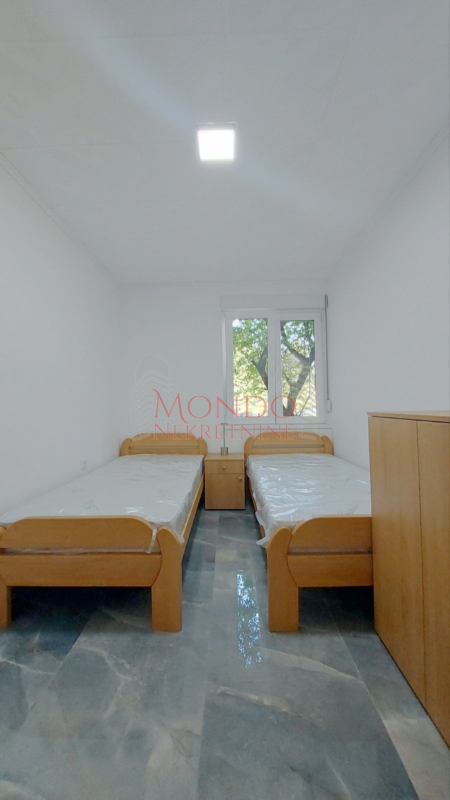 Trosoban stan preko puta os Mika Antic, Knjazevacka