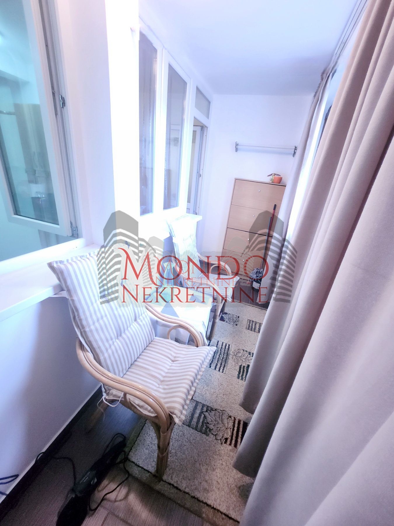 Dvosoban stan na Paliluli