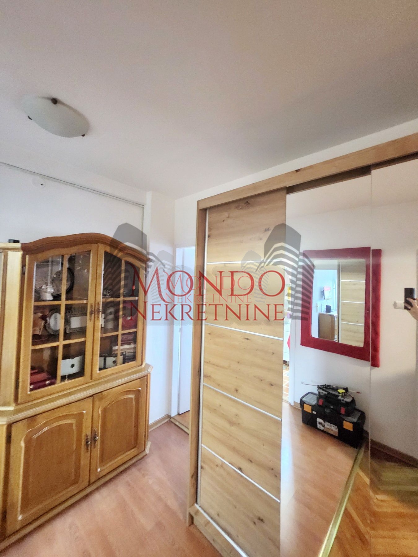 Dvosoban stan na Paliluli