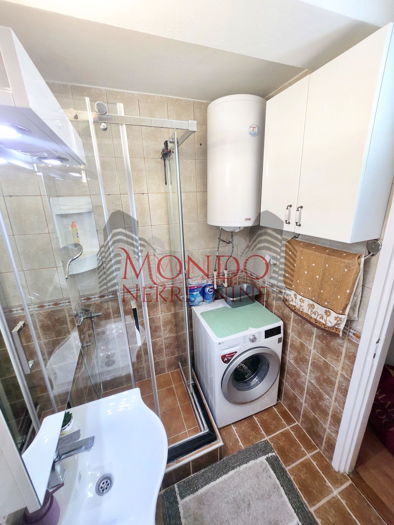 Dvosoban stan na Paliluli