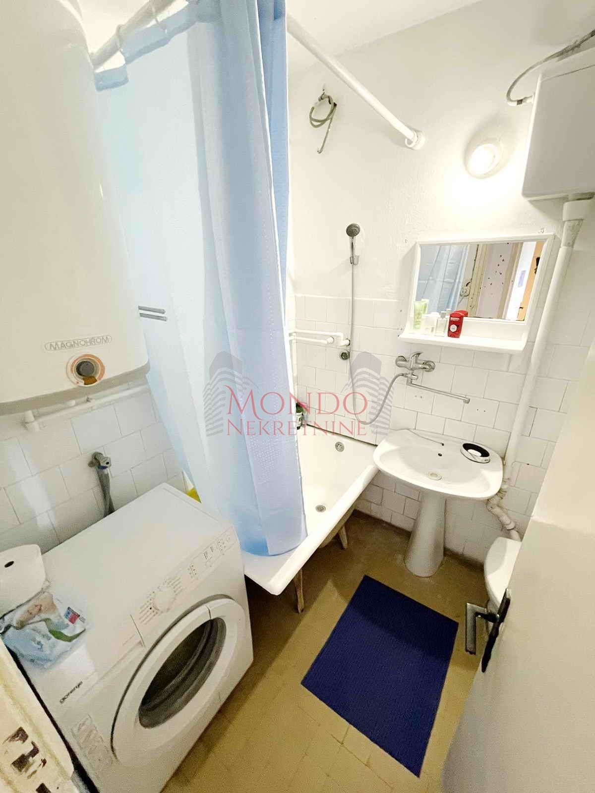 Trosoban stan kod parka svetog save, ta, Niš