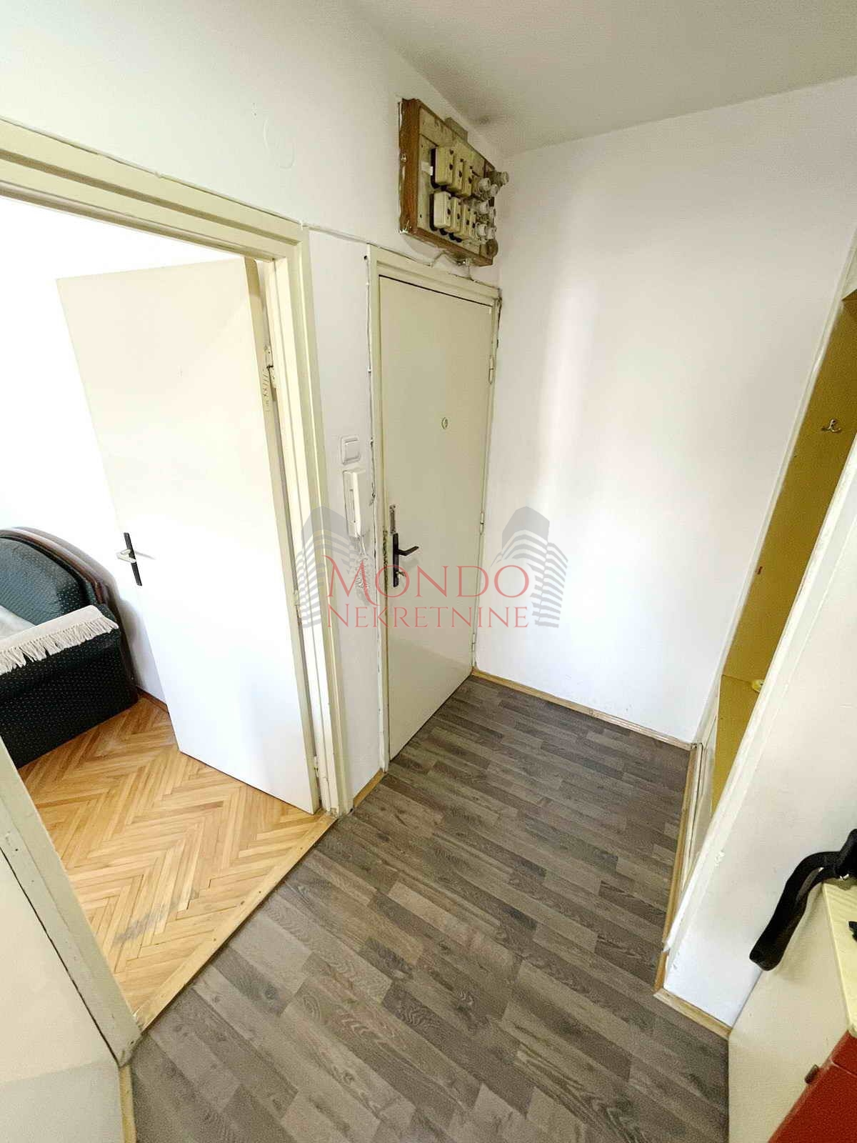 Trosoban stan kod parka svetog save, ta, Niš