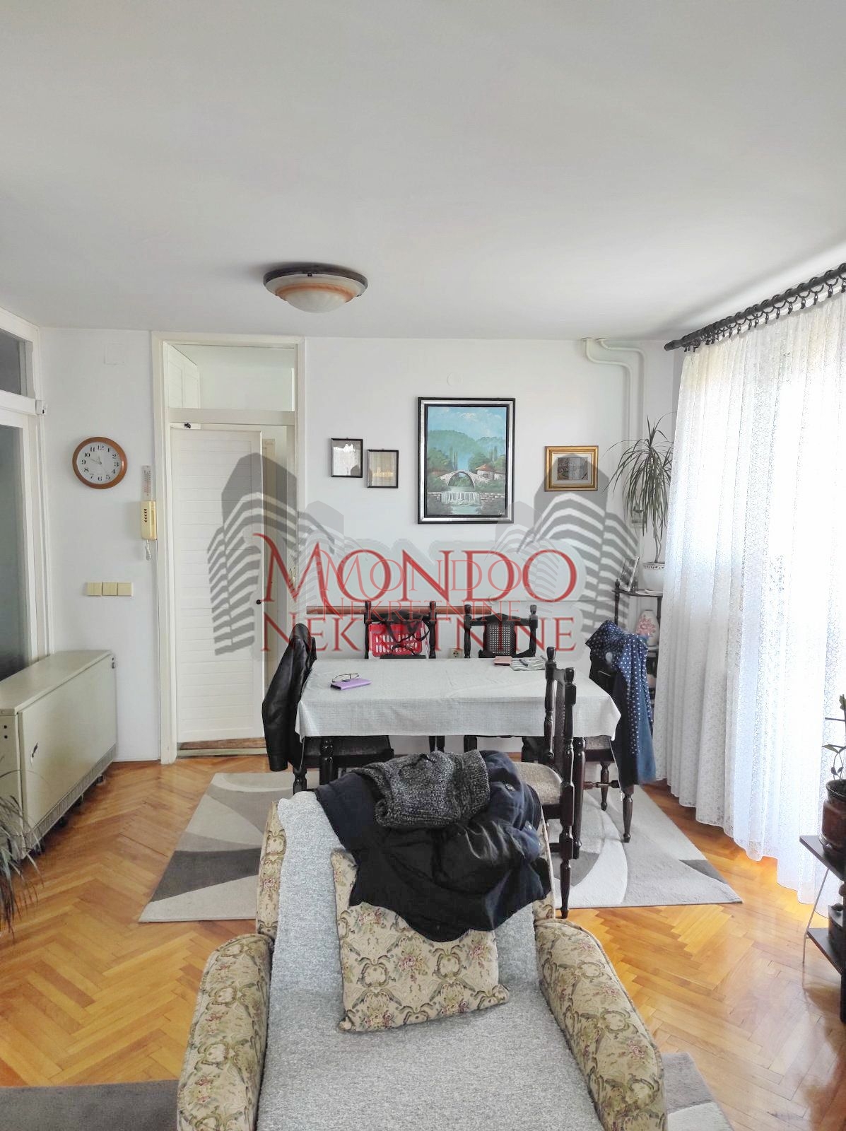 Trosoban stan na Paliluli u Mokranjčevoj