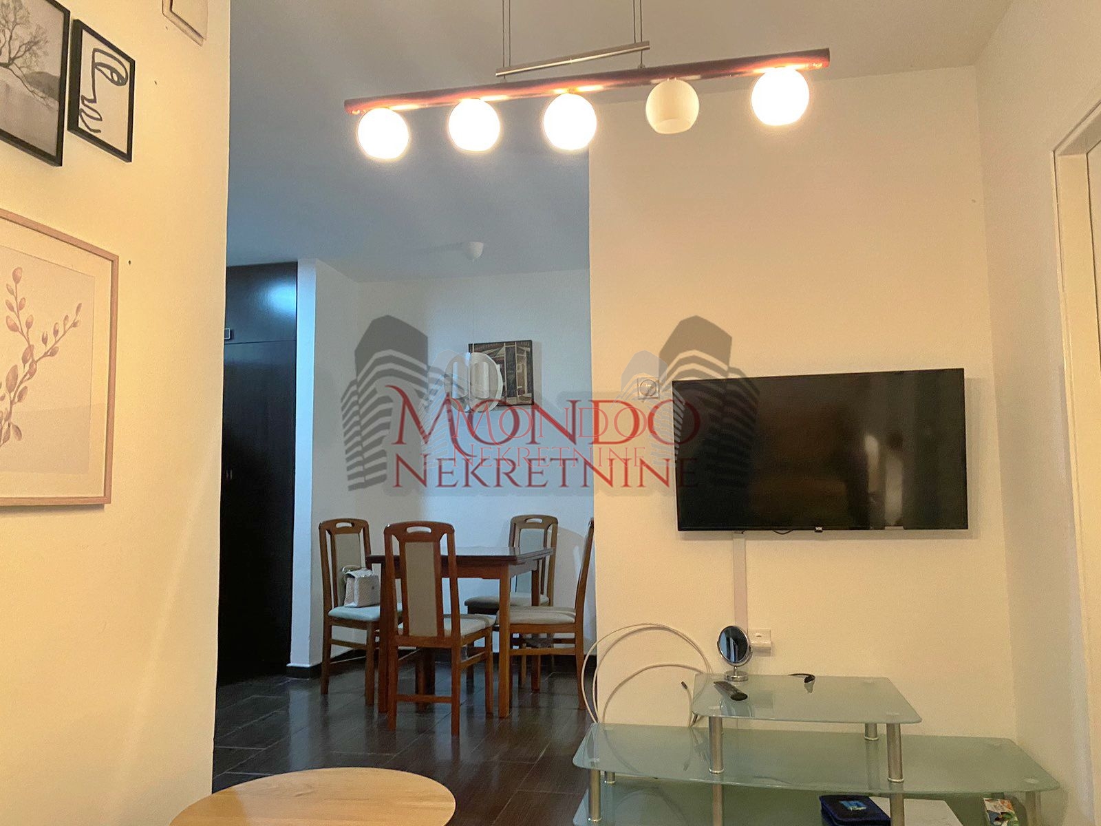 Jednoiposoban stan u Duvaništu