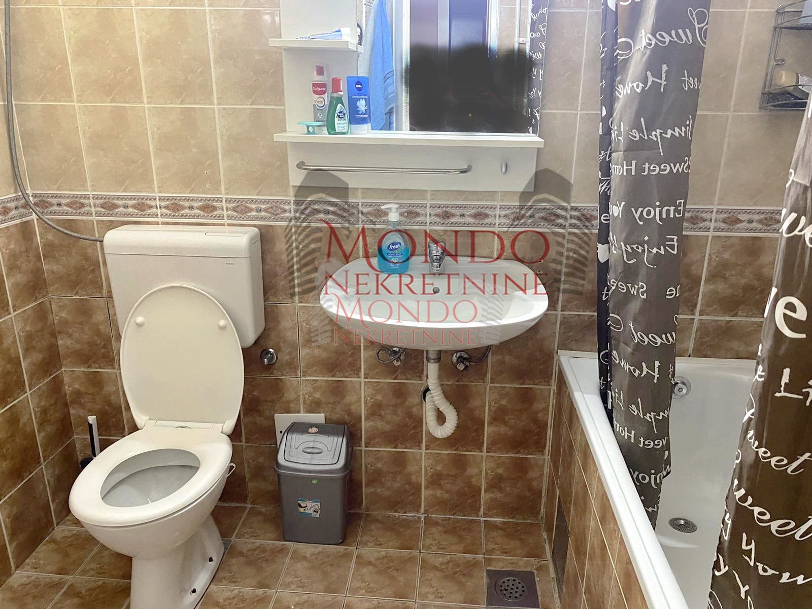 Jednoiposoban stan u Duvaništu