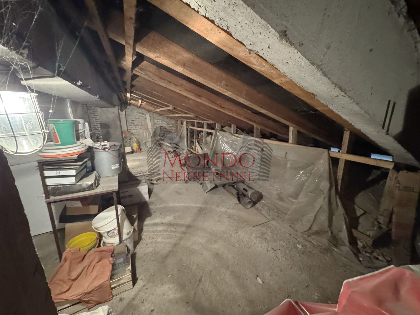 Trosoban stan na Bulevaru ul Blagoja Parovica kod Delte