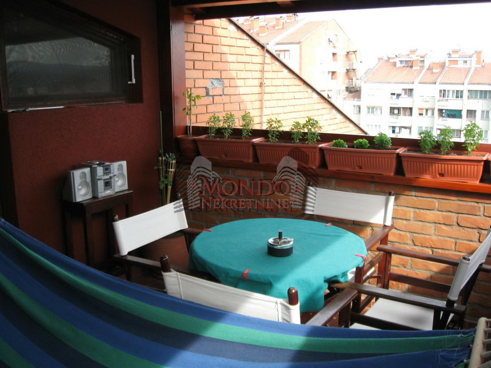 Trosoban stan na Bulevaru ul Blagoja Parovica kod Delte