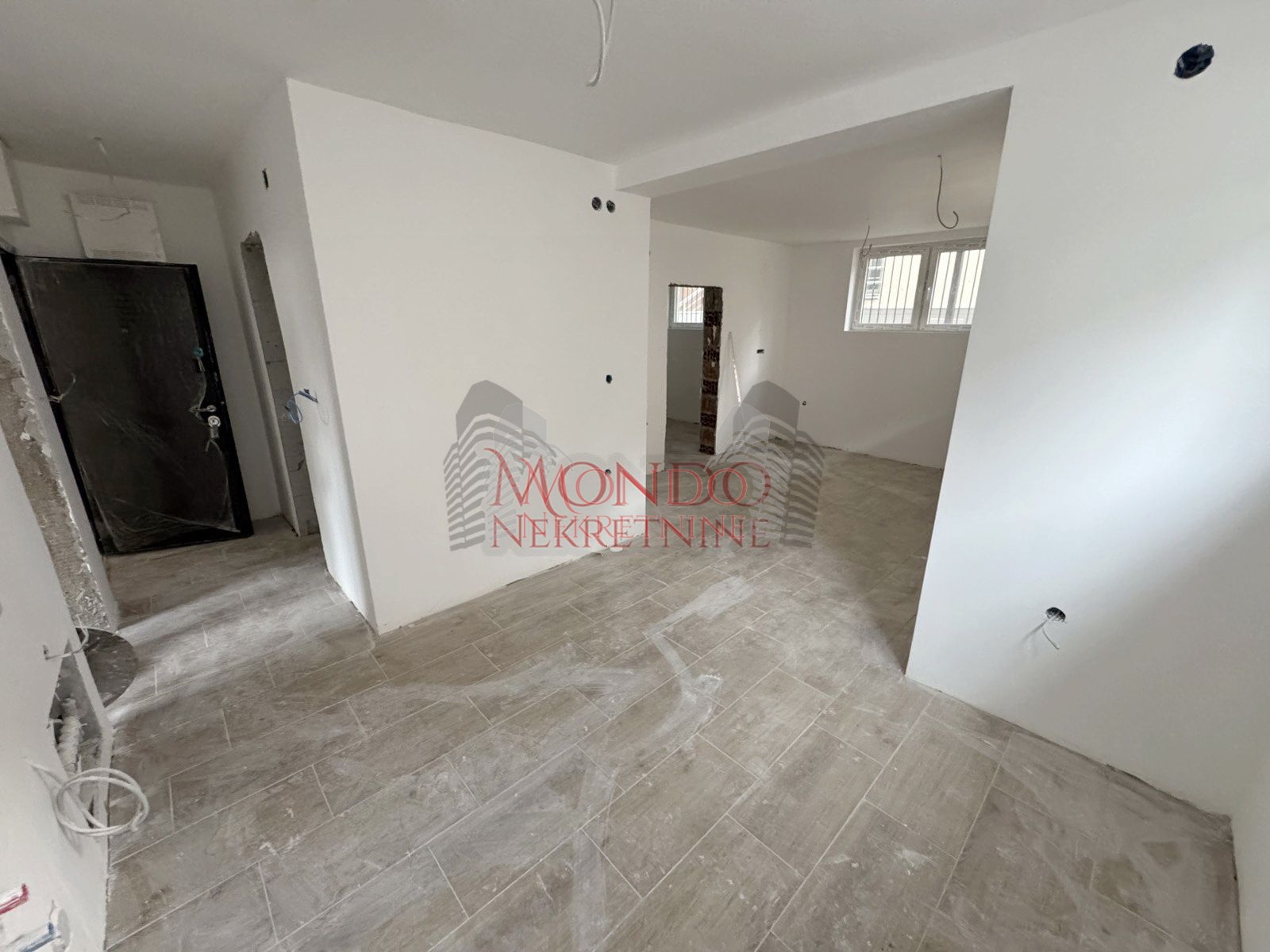 Dvoiposoban stan u novoj zgradi na Beverli Hilsu