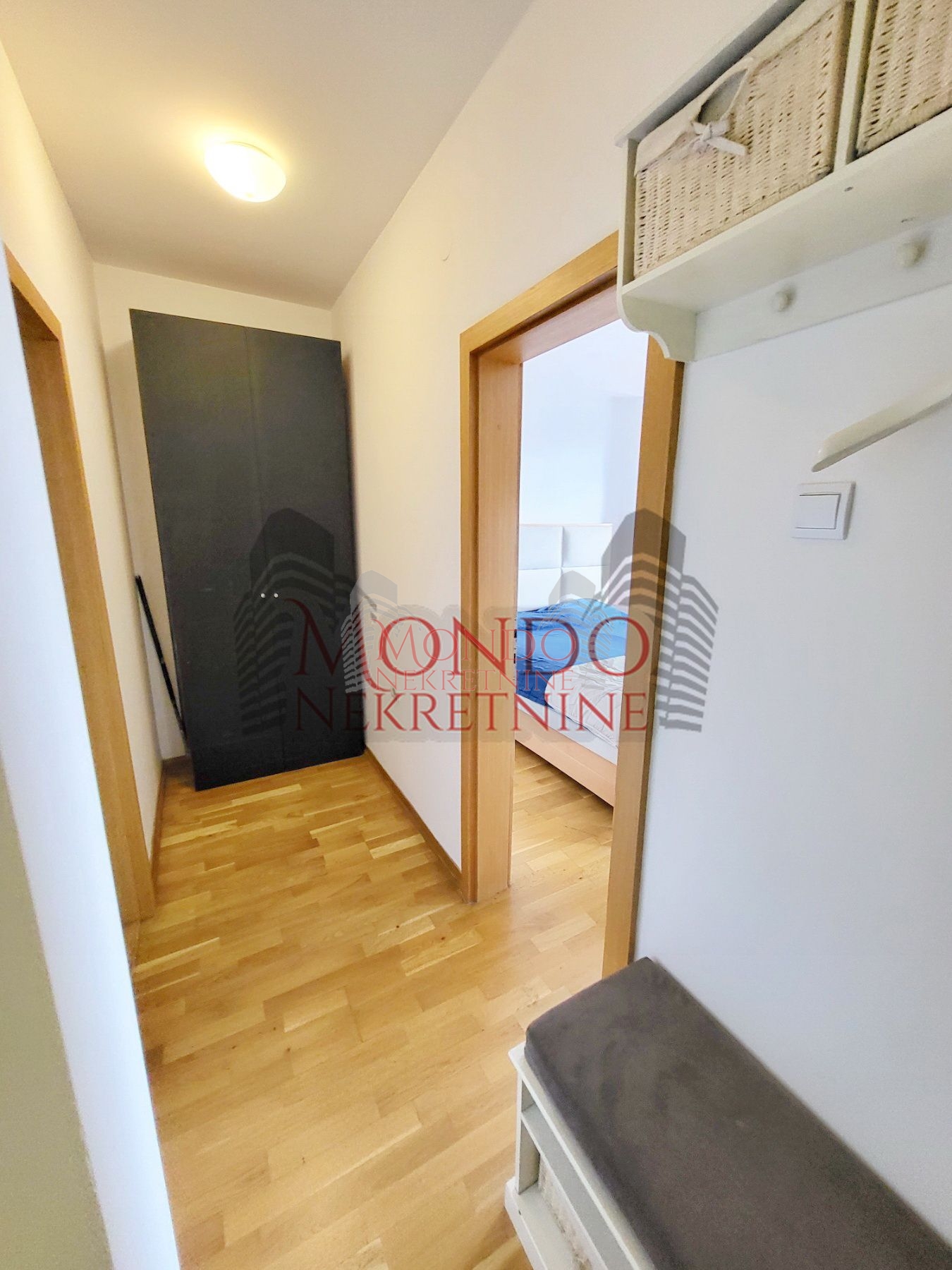 Jednoiposoban stan kod Filozofskog fakulteta