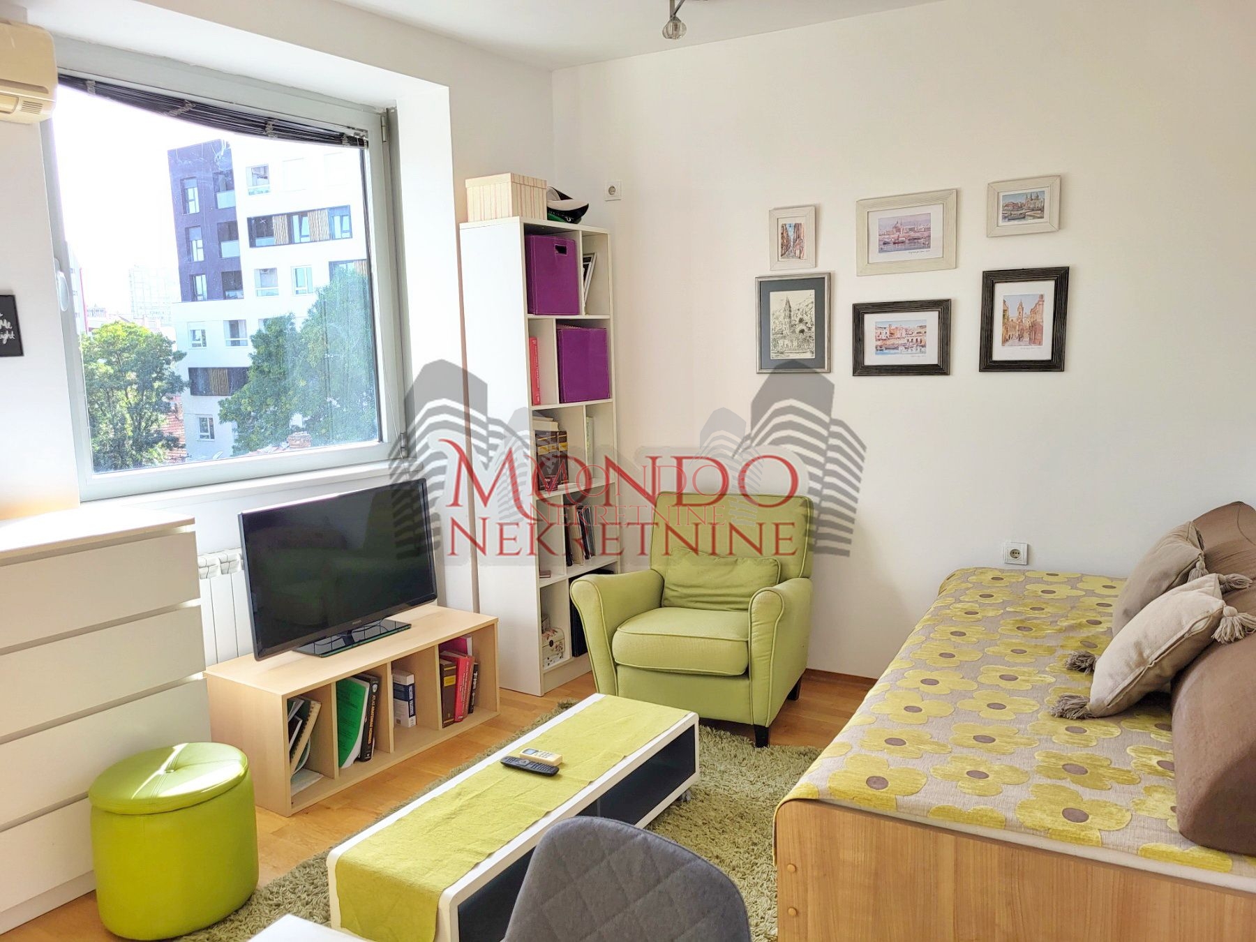 Jednoiposoban stan kod Filozofskog fakulteta