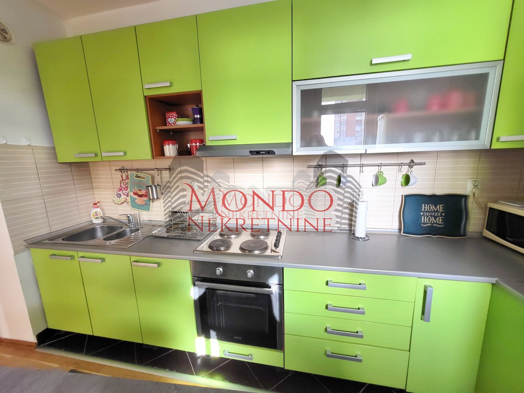 Jednoiposoban stan kod Filozofskog fakulteta