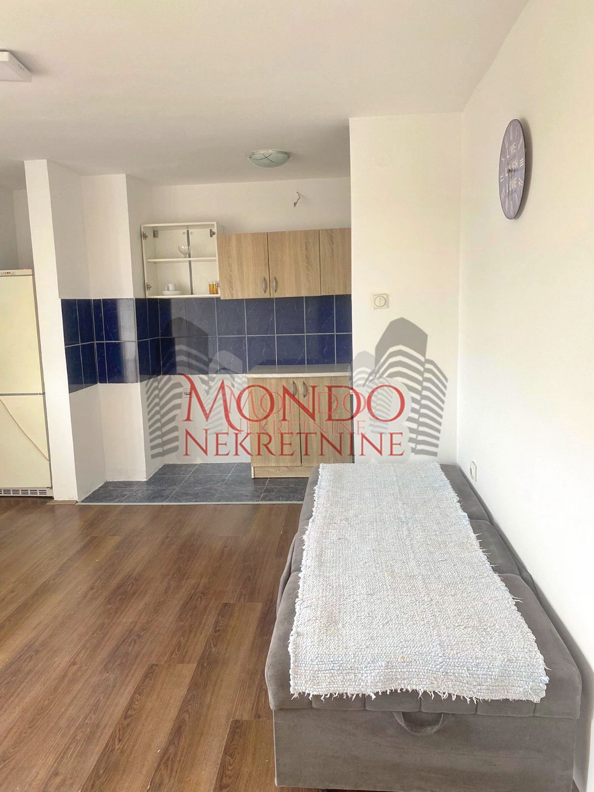 Jednoiposoban stan kod Medicinskog fakulteta