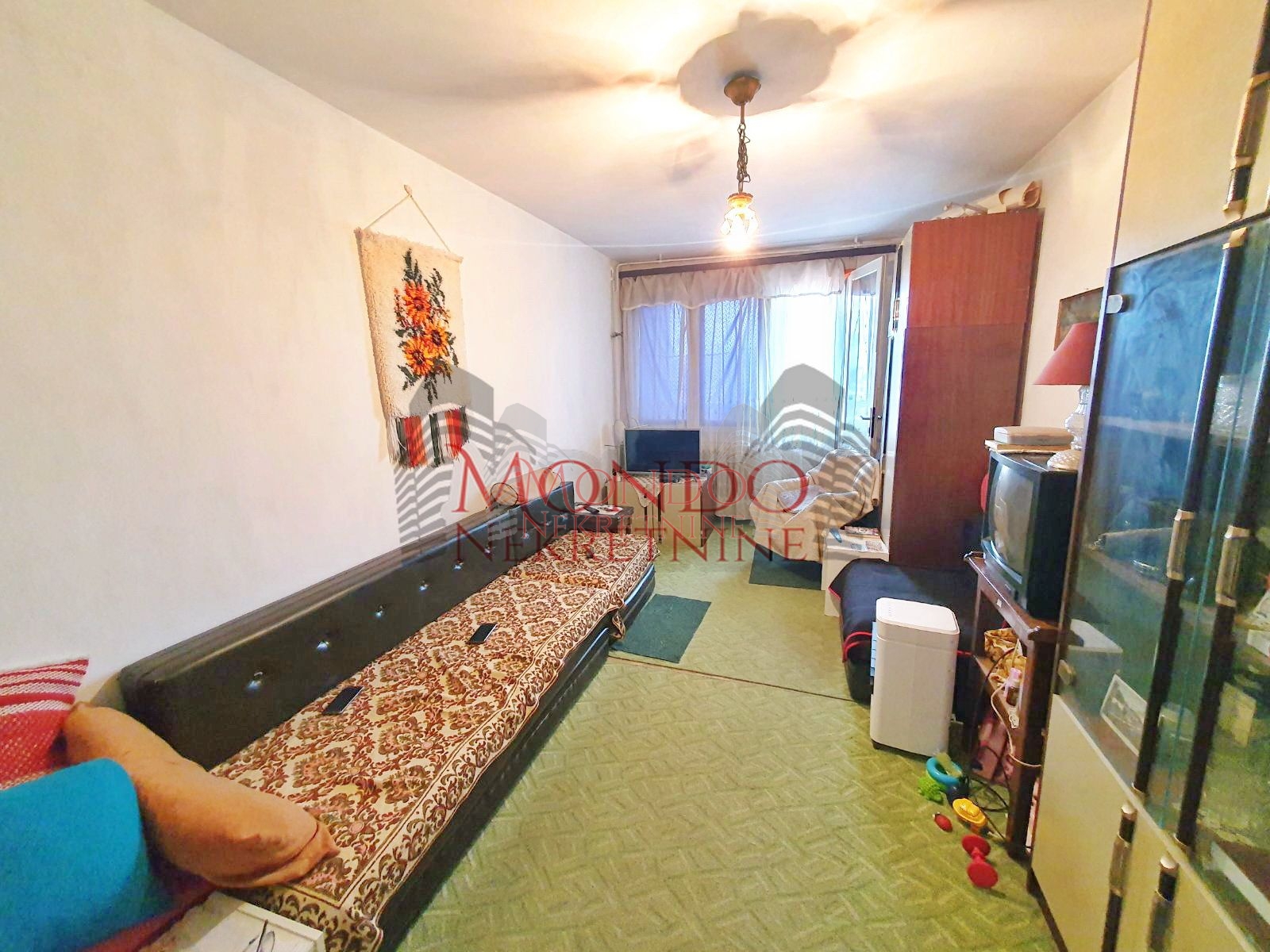 Trosoban stan na Paliluli