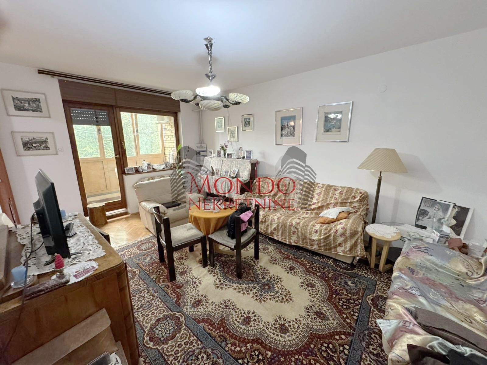 Trosoban stan kod Palilulkse pijace, Episkopska ulica