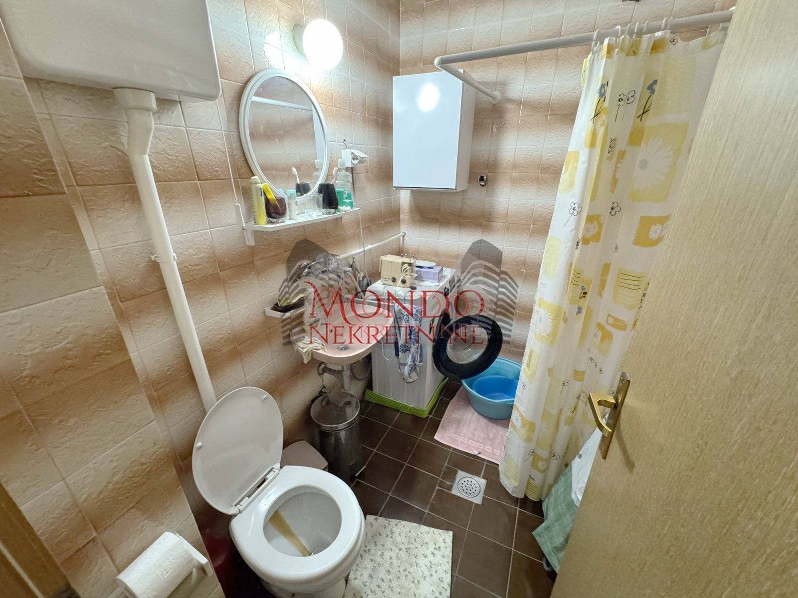 Trosoban stan kod Palilulkse pijace, Episkopska ulica