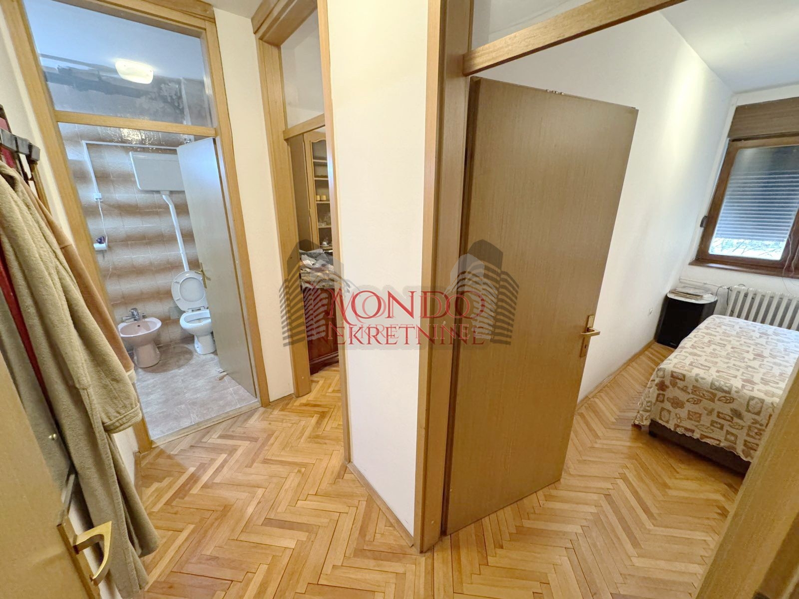 Trosoban stan kod Palilulkse pijace, Episkopska ulica