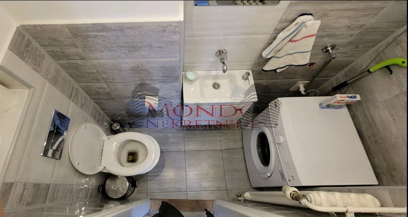 Trosoban stan u centru, cg, šesti sprat, Niš