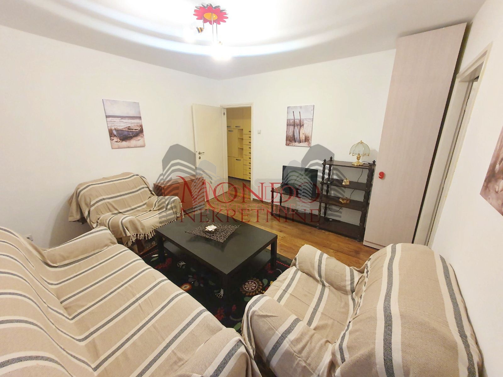 Trosoban stan kod Gradske bolnice