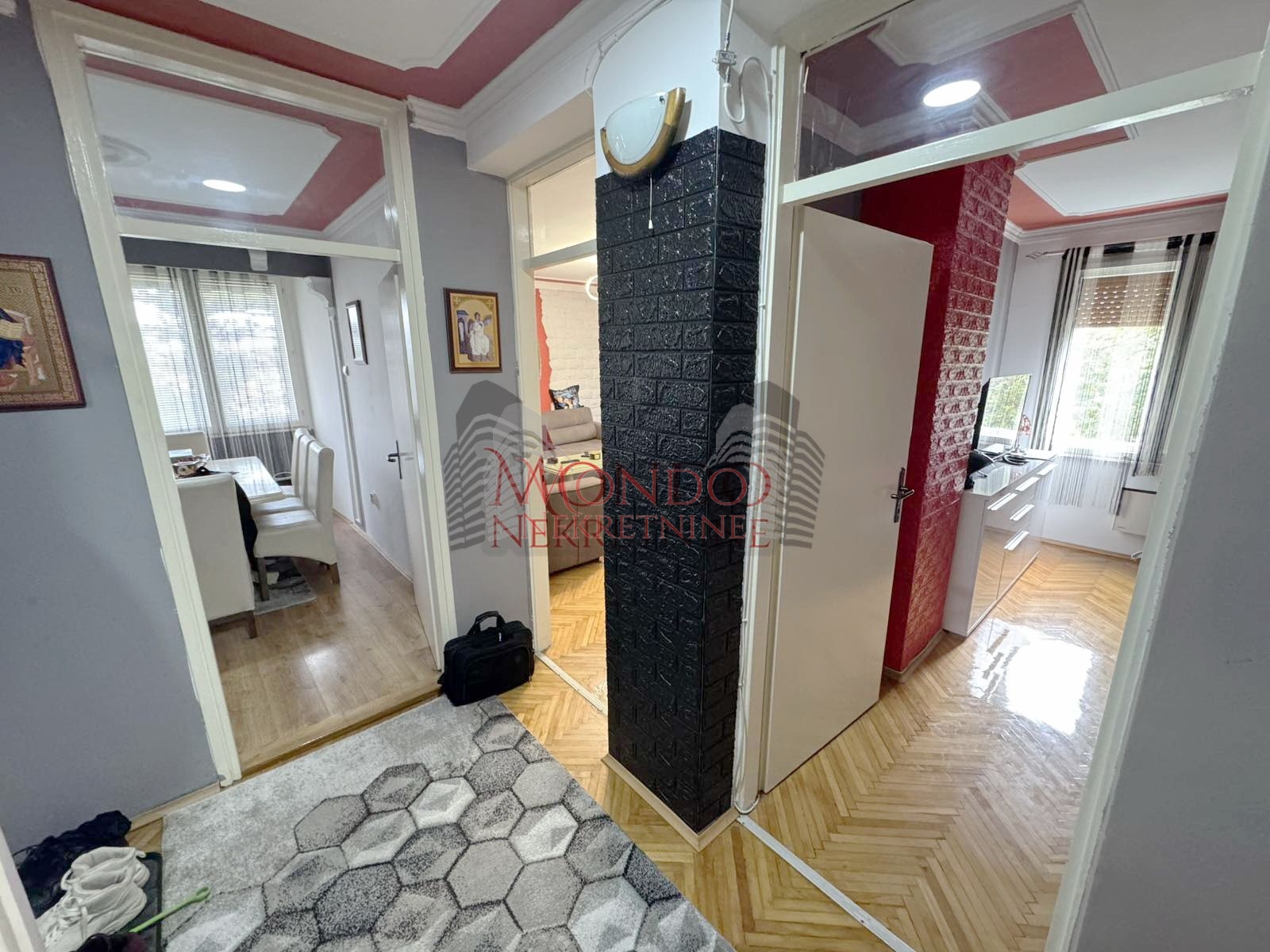 Dvosoban stan kod Bogoslovije, Gabrovacka reka