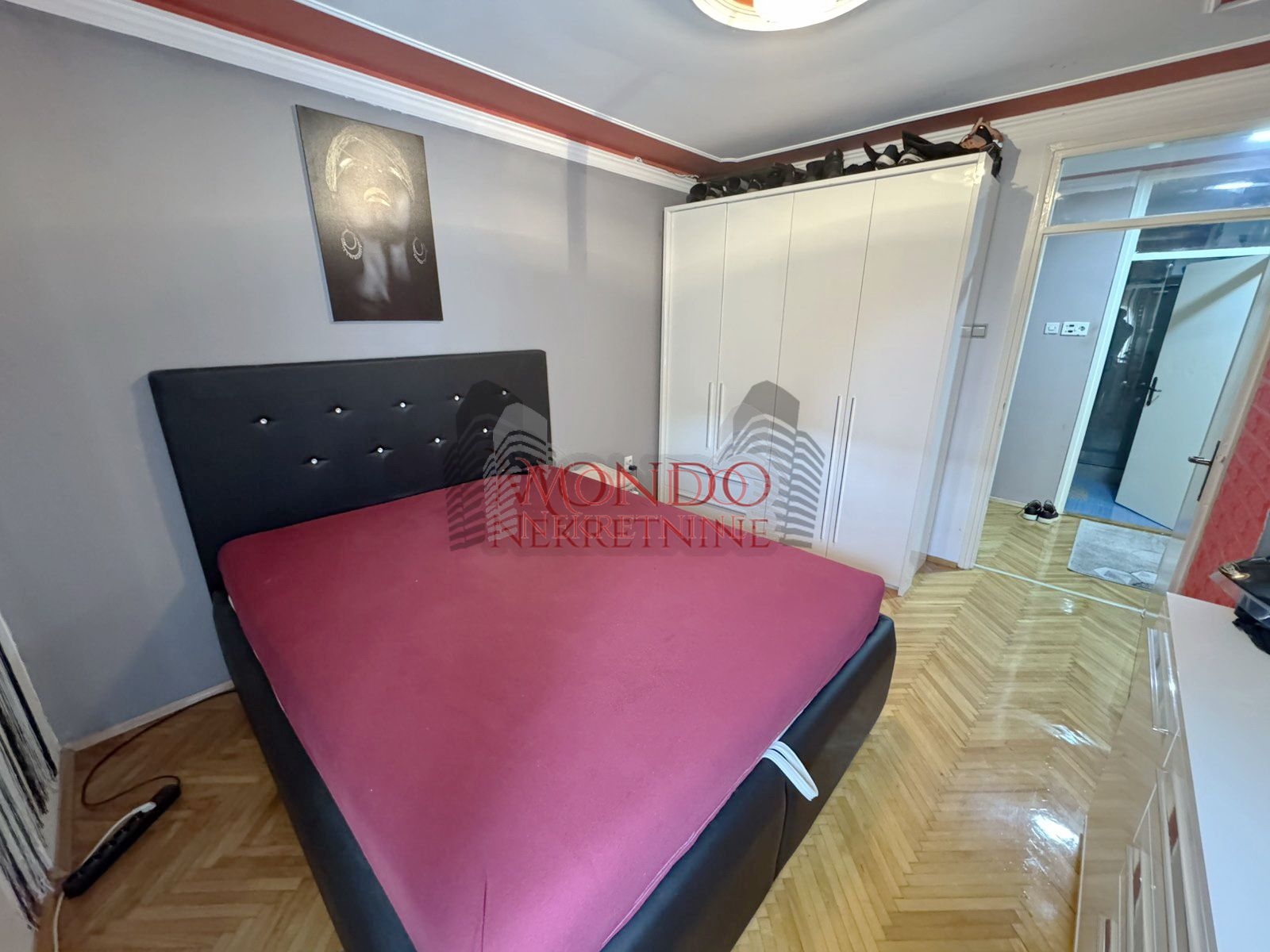 Dvosoban stan kod Bogoslovije, Gabrovacka reka