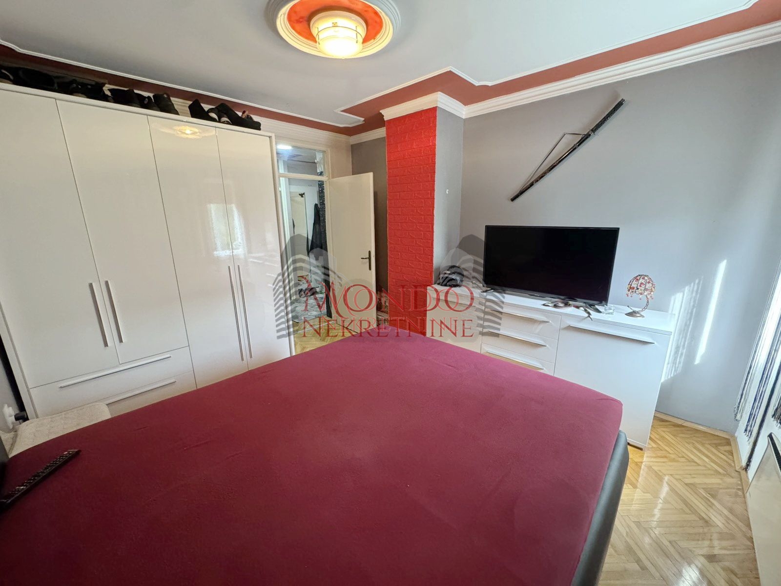 Dvosoban stan kod Bogoslovije, Gabrovacka reka