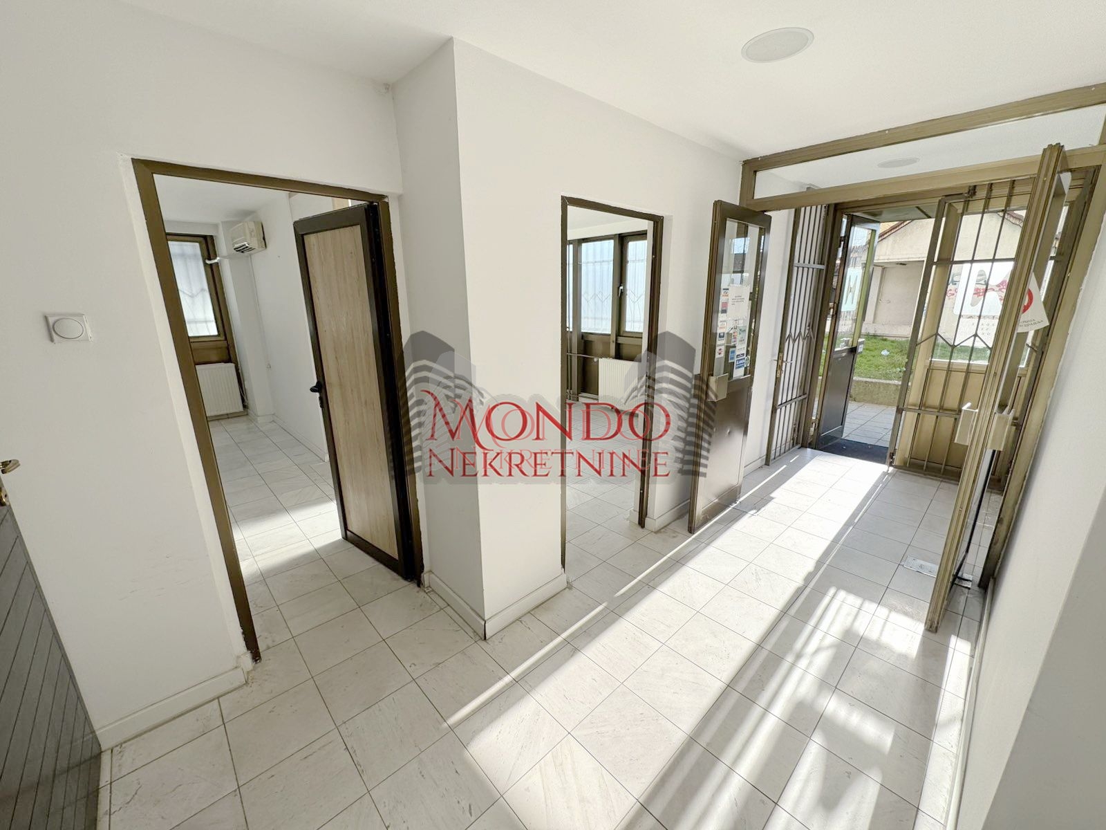 Lokal preko puta Gradske bolnice, ul Zetska