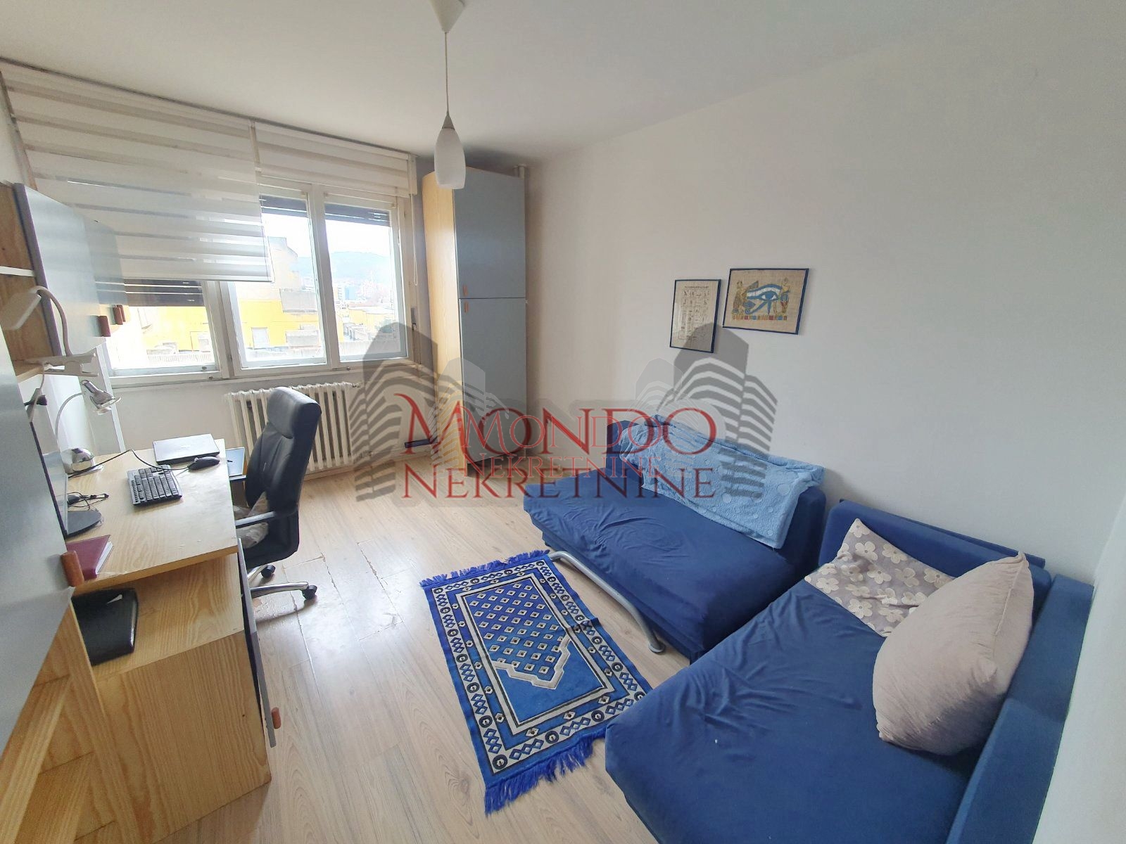 Trosoban stan kod Lutkarskog pozorišta