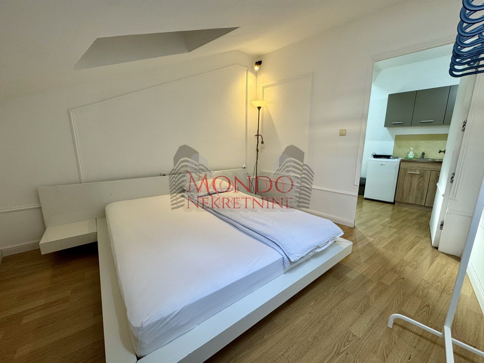 Jednoiposoban stan u samom centru grada kod kafane Kod Rajka