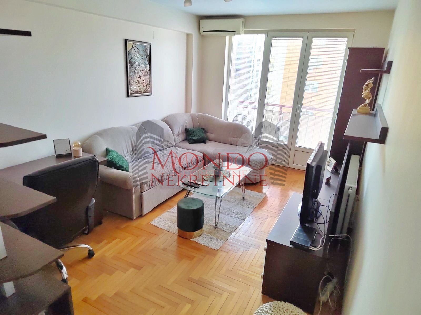 Dvosoban stan na Paliluli