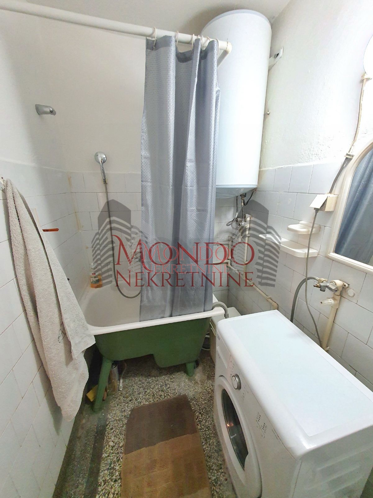 Dvoiposoban stan na Palili