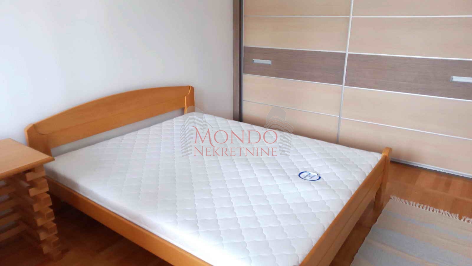 Jednoiposoban stan kod delta planeta, cg, namešten, Niš