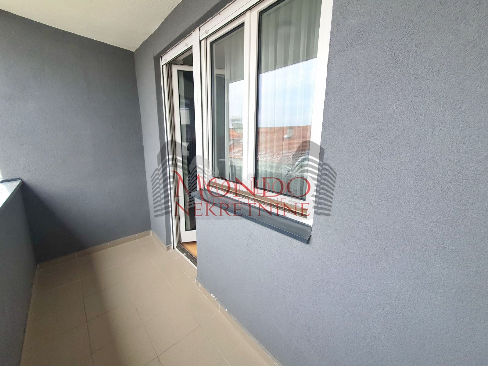 Jednoiposoban stan kod Čaira u  naselju “Vagres City”.