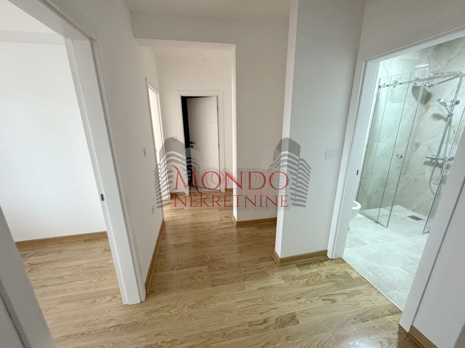 Cetvorosoban nov stan u centru grada kod Doma zdravlja