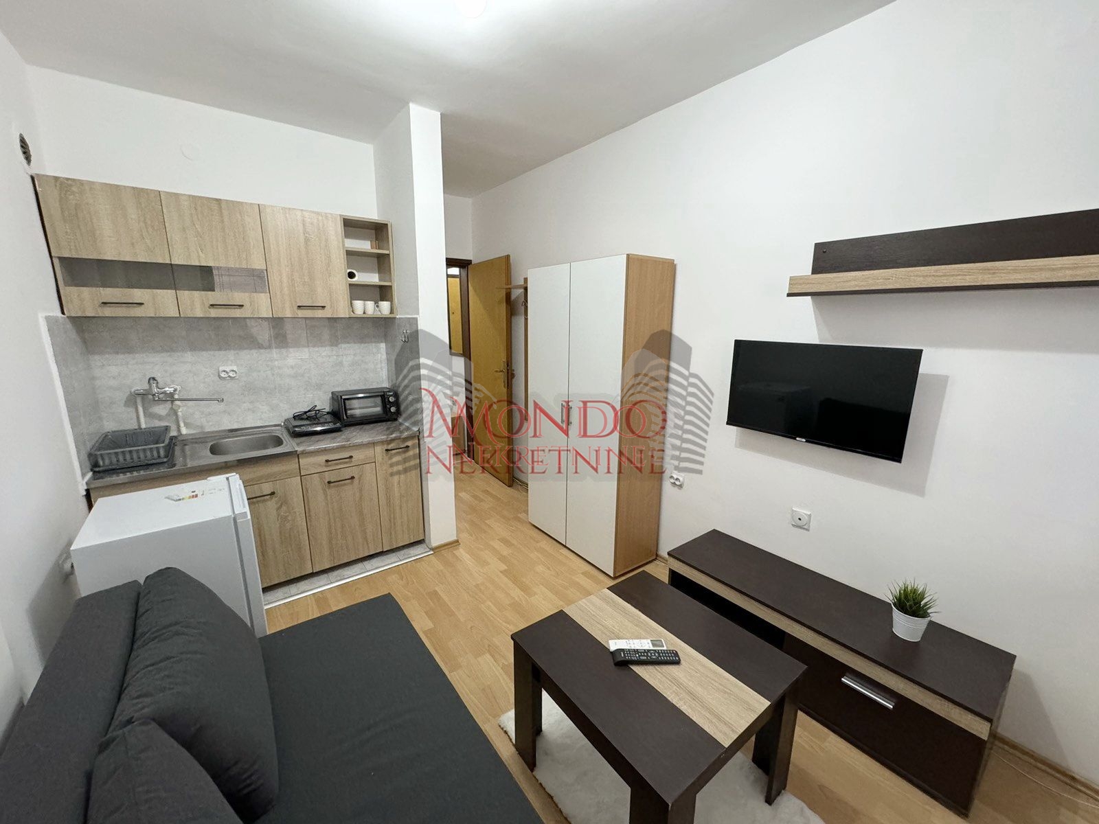 Izdaje se garsonjera na Paliluli, Mokranjceva kod okretnice