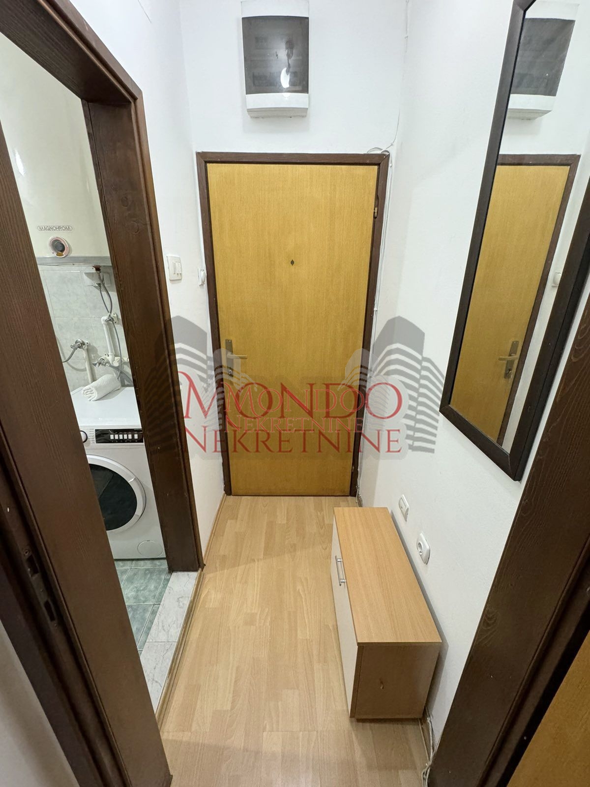 Izdaje se garsonjera na Paliluli, Mokranjceva kod okretnice