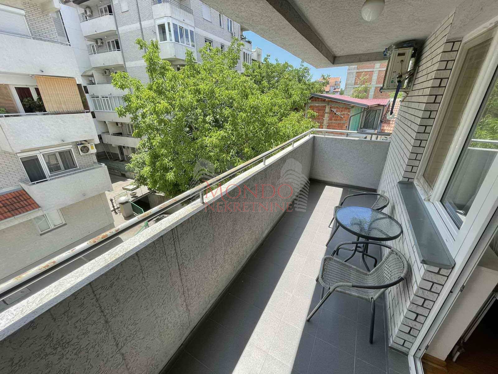 Dvoiposoban Stan u Centru, 59m2, CG, Nova Zgrada, Niš