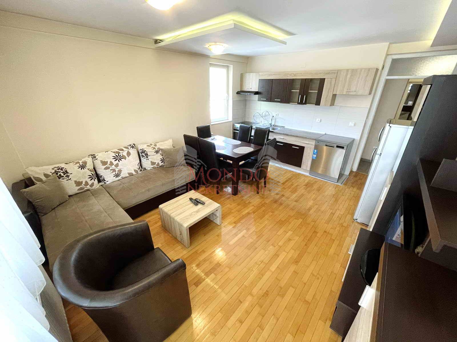 Dvoiposoban Stan u Centru, 59m2, CG, Nova Zgrada, Niš