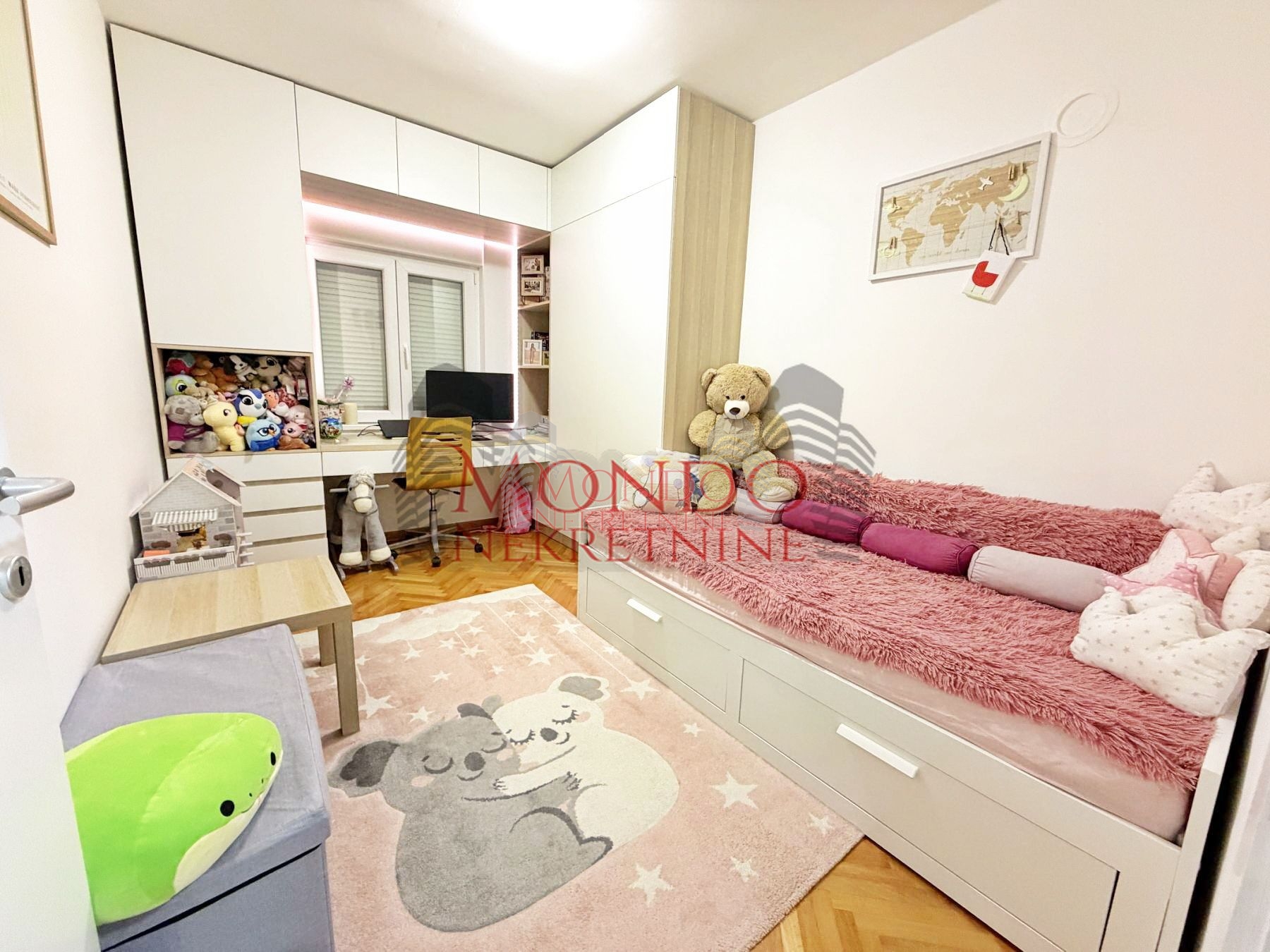 Dvoiposoban stan u Durlanu