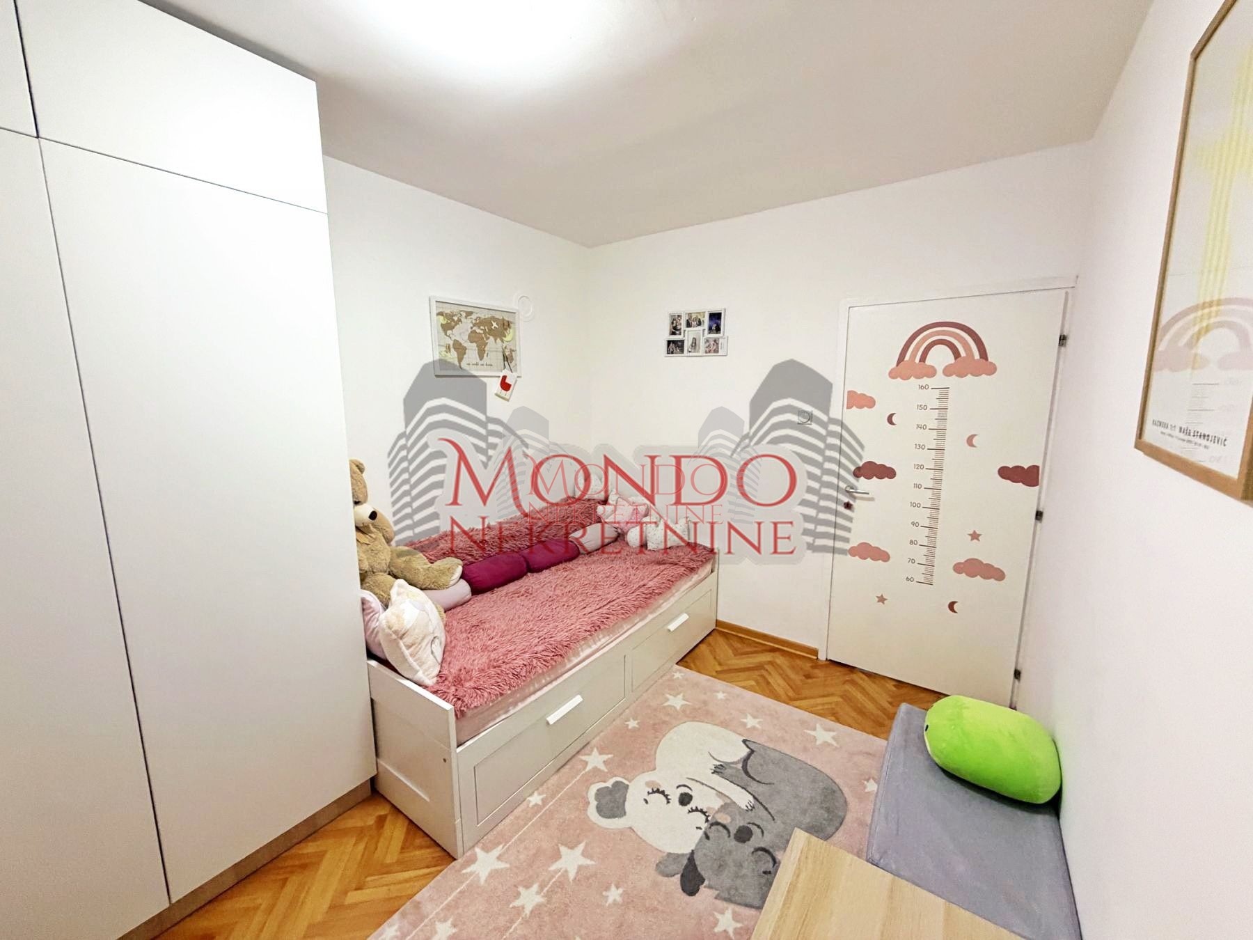 Dvoiposoban stan u Durlanu