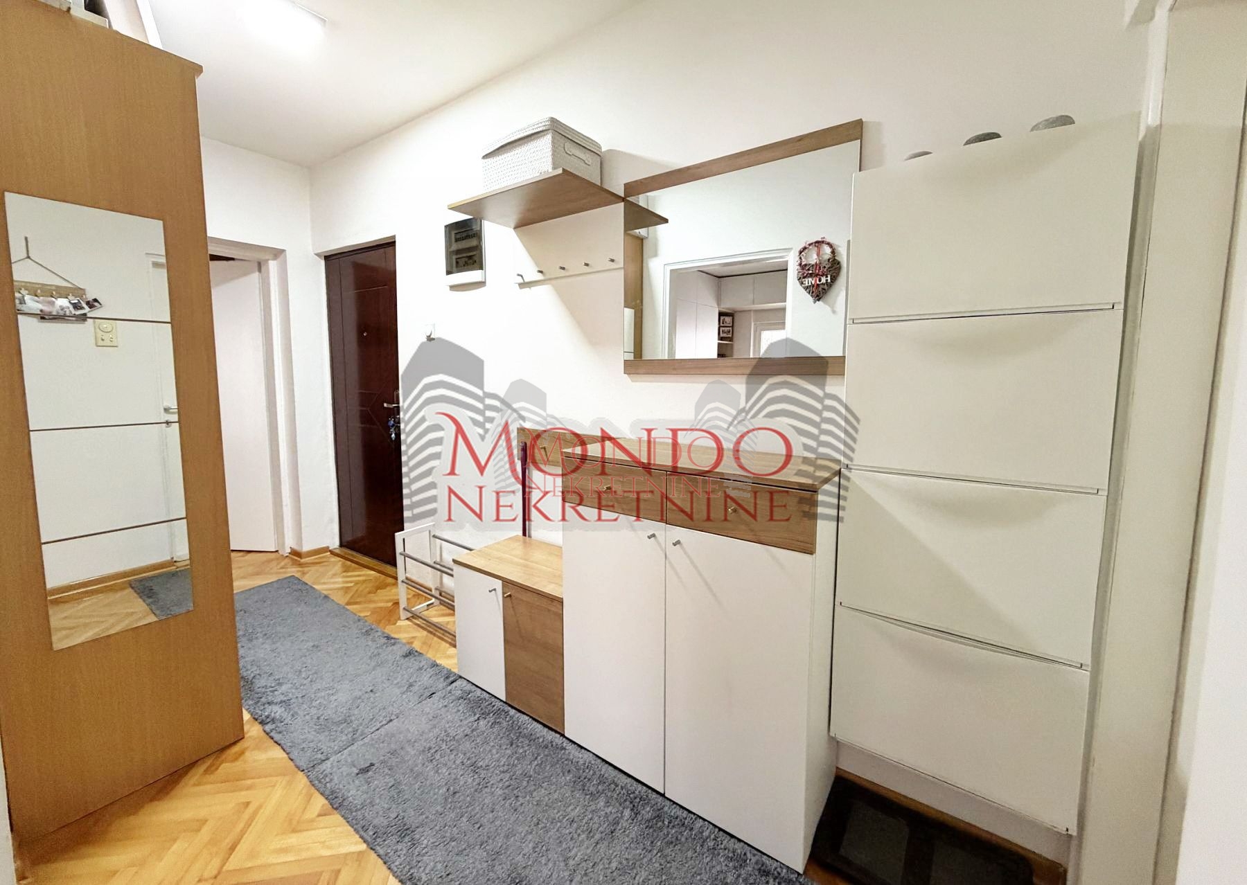 Dvoiposoban stan u Durlanu