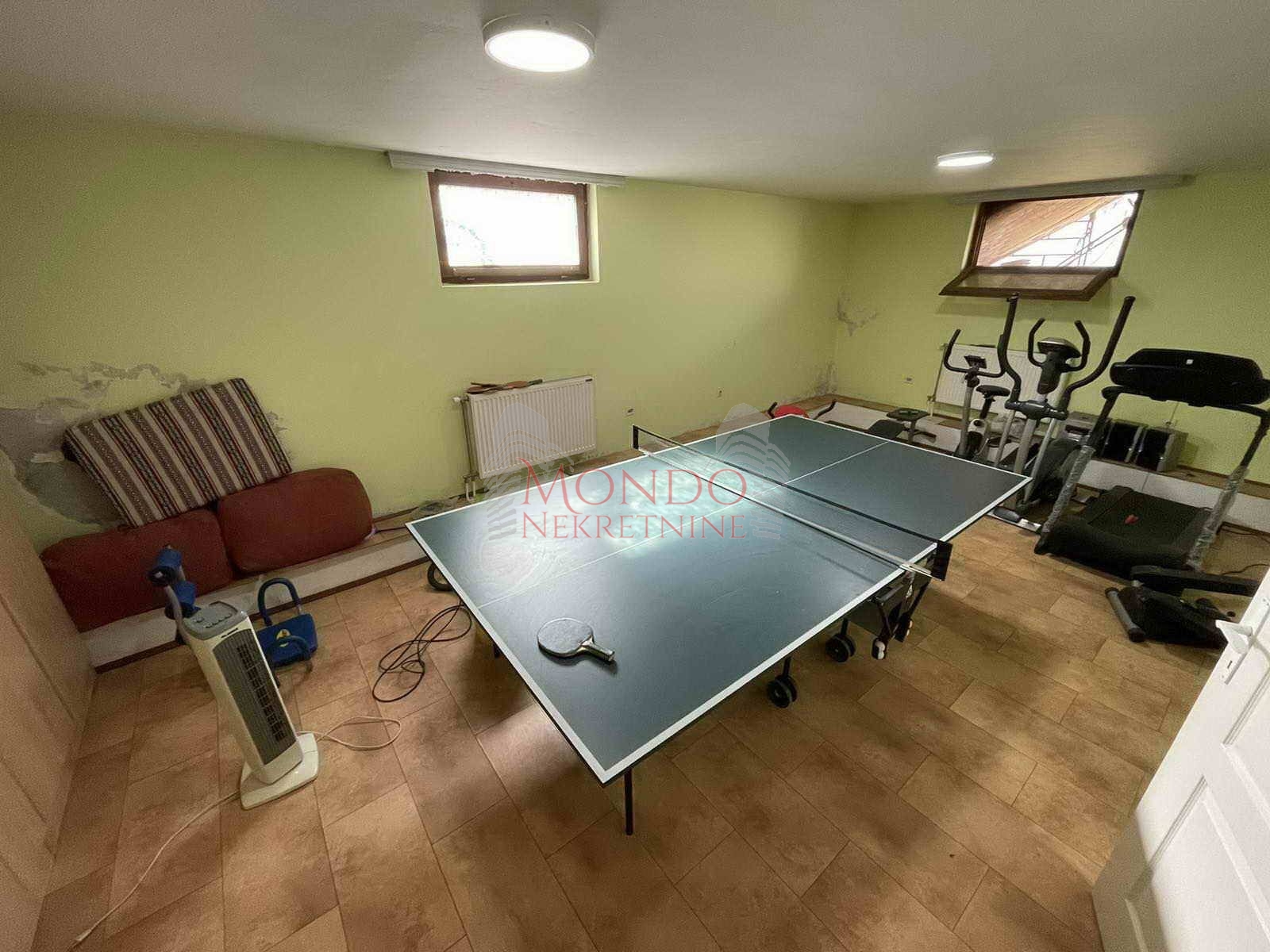 Porodična nova kuća, eg, Niš