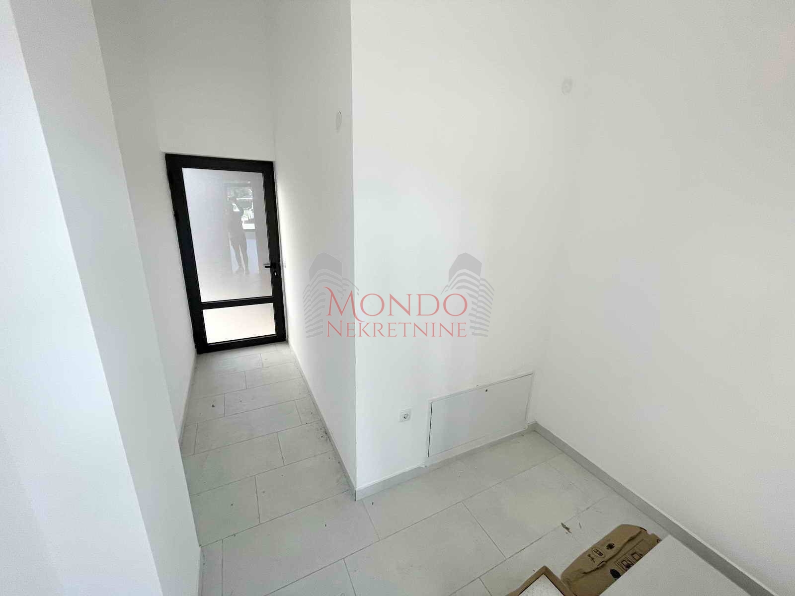 Lokal u samom centru, parking, cg, Niš