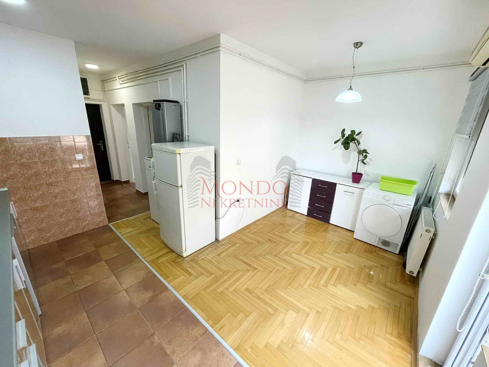 Dvosoban stan na paliluli, eg, peti sprat, Niš