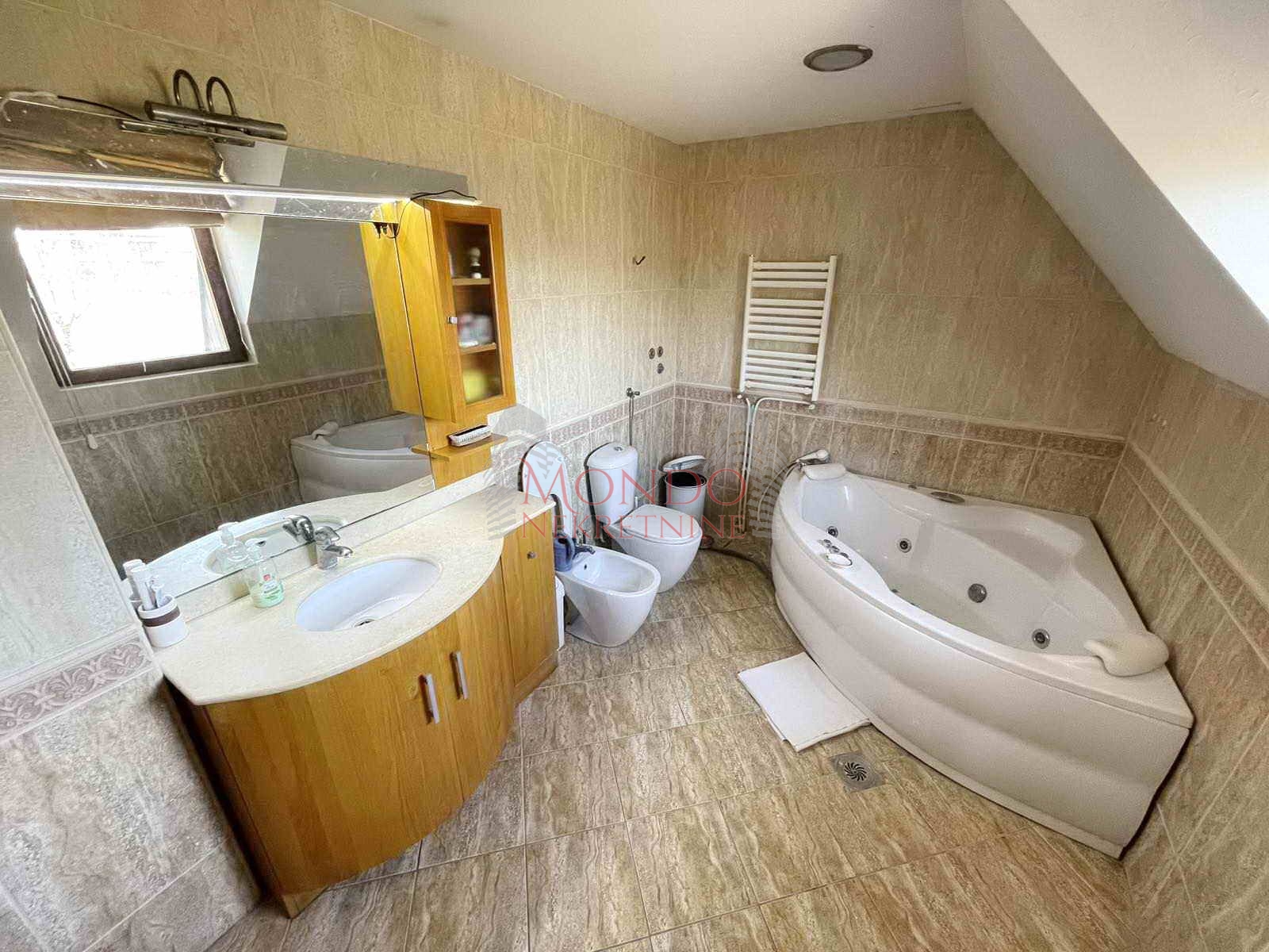 Porodična kuća u naselji B.Bjegović, eg, Niš