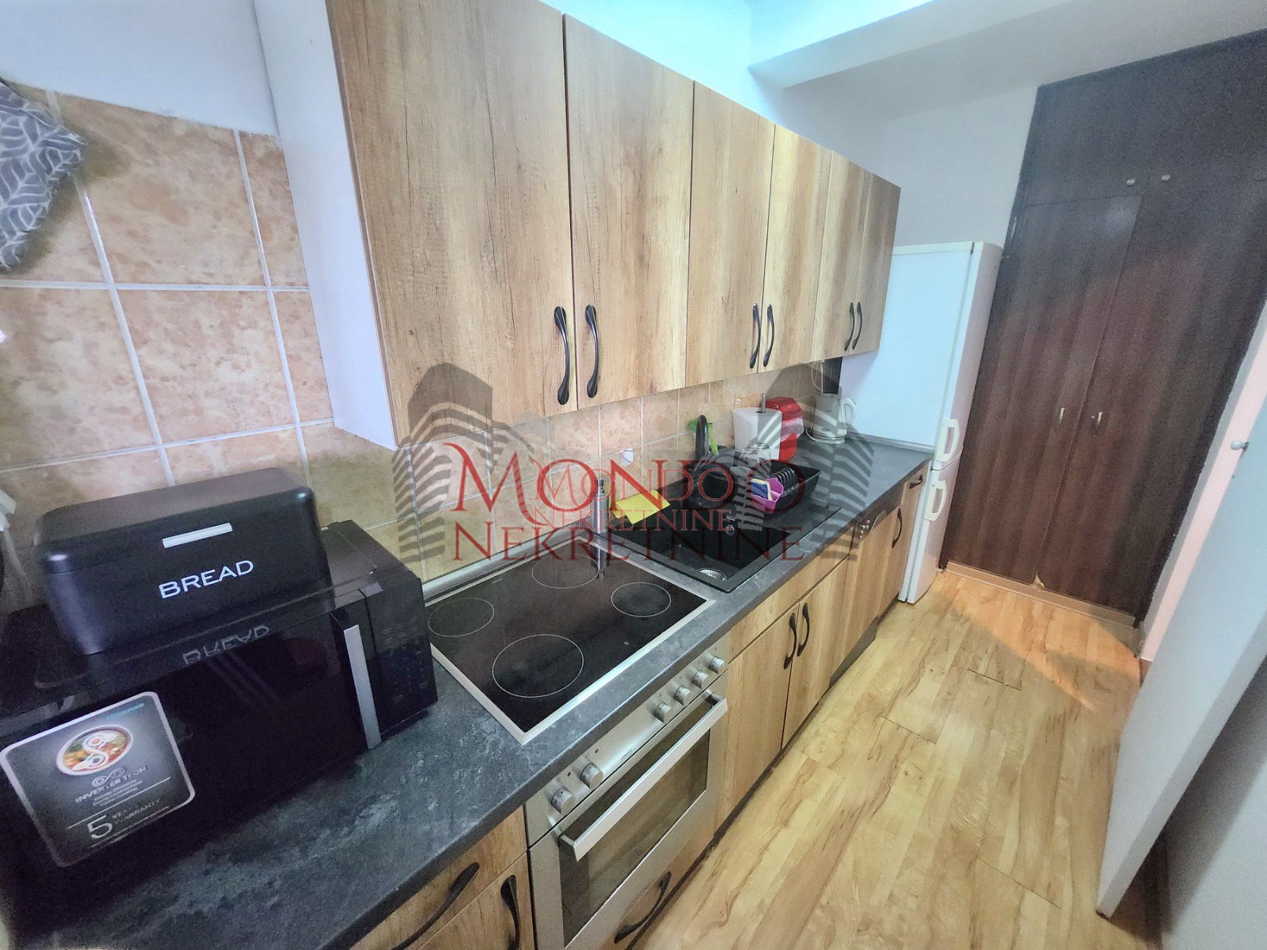 Dvosoban stan na Paliluli