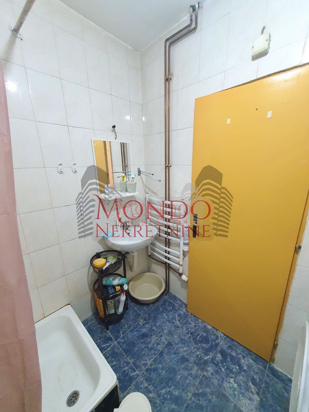 Jednoiposoban stan na Paliluli